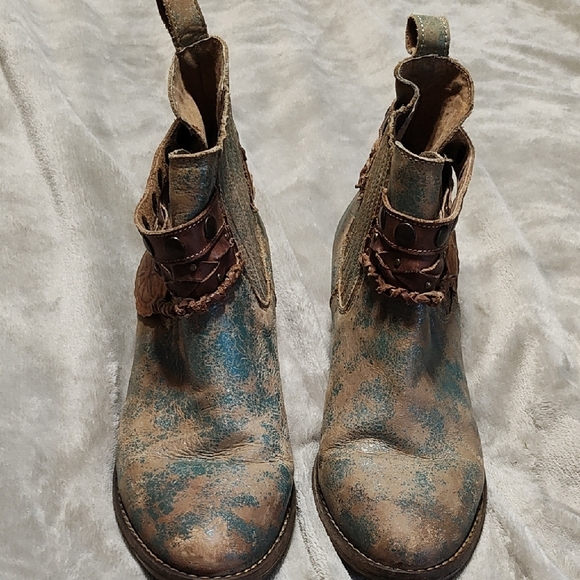 Circle G Women's Harness and Studded Booties - Round Toe Size 9 - Picture 2 of 13